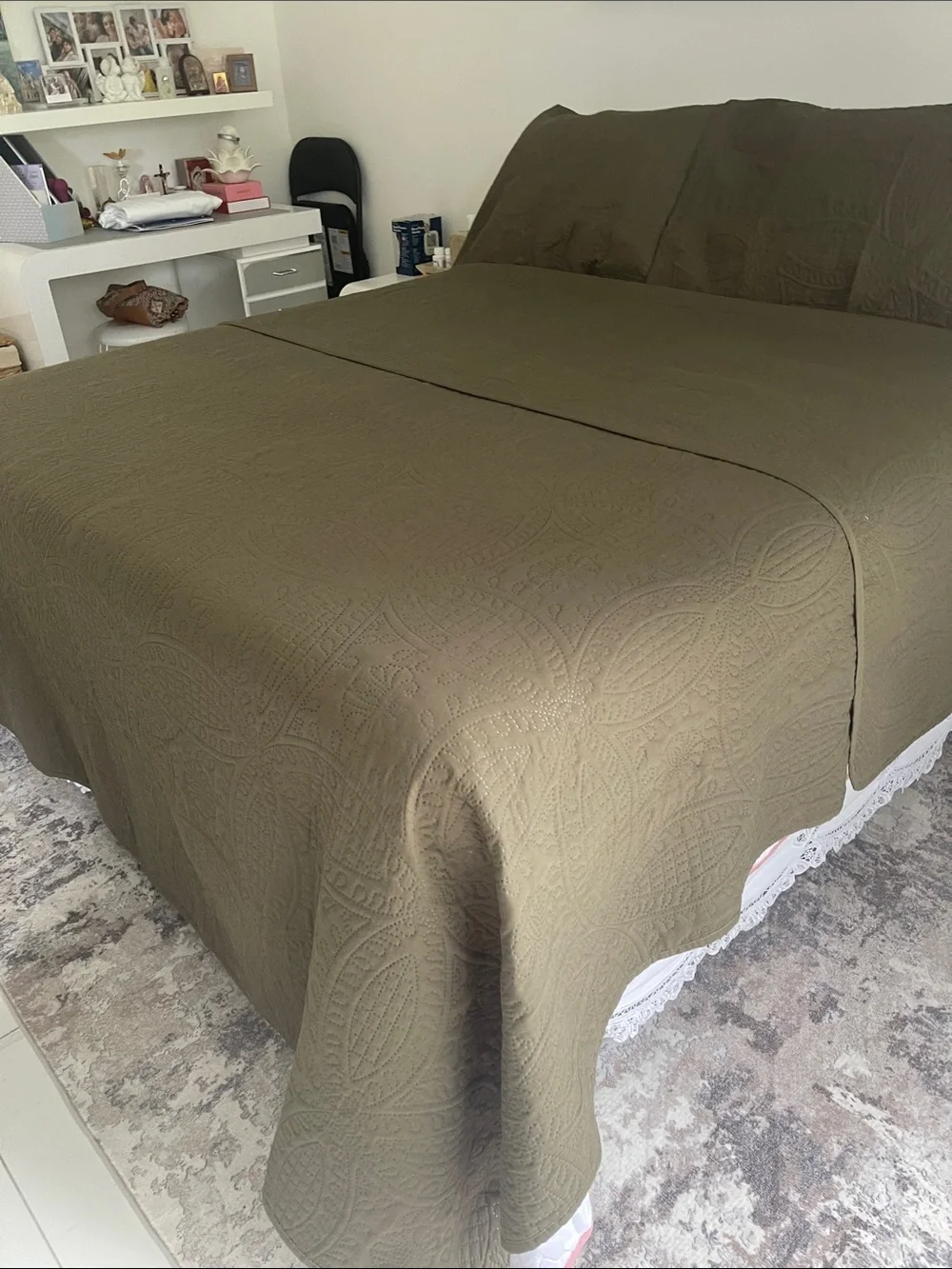 SHEIN Olive Green Edredón